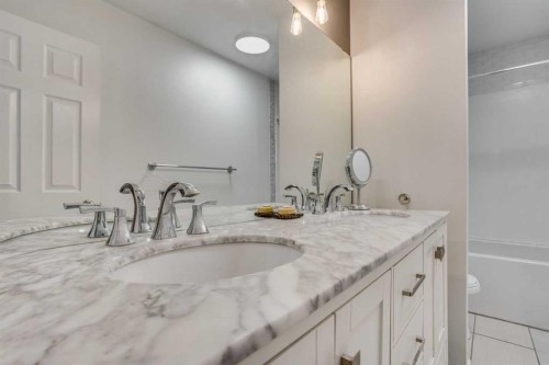 148 Silvertip Place, Fort Mcmurray, AB - Indoor Photo Showing Bathroom