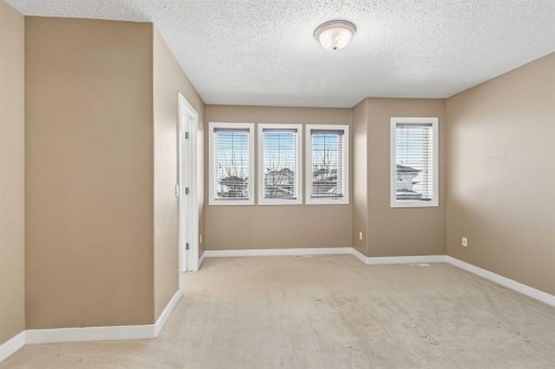 250 Fox Crescent, Fort Mcmurray, AB - Indoor Photo Showing Other Room