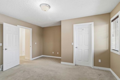 250 Fox Crescent, Fort Mcmurray, AB - Indoor Photo Showing Other Room