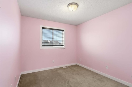 250 Fox Crescent, Fort Mcmurray, AB - Indoor Photo Showing Other Room