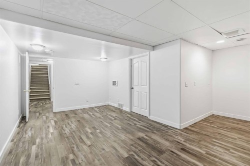 250 Fox Crescent, Fort Mcmurray, AB - Indoor Photo Showing Other Room