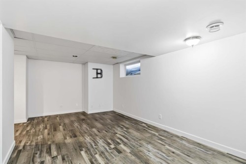 250 Fox Crescent, Fort Mcmurray, AB - Indoor Photo Showing Other Room