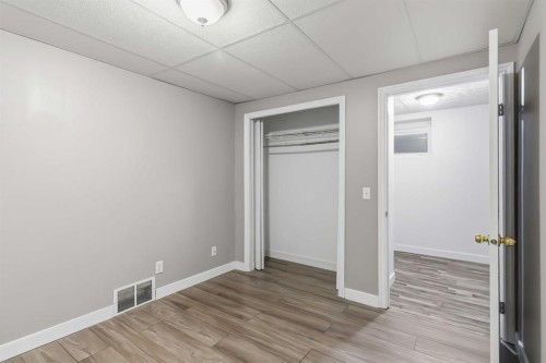 250 Fox Crescent, Fort Mcmurray, AB - Indoor Photo Showing Other Room