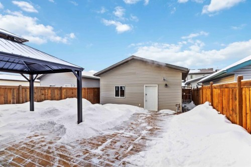 250 Fox Crescent, Fort Mcmurray, AB - Outdoor With Exterior