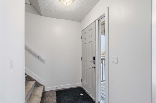 250 Fox Crescent, Fort Mcmurray, AB - Indoor Photo Showing Other Room