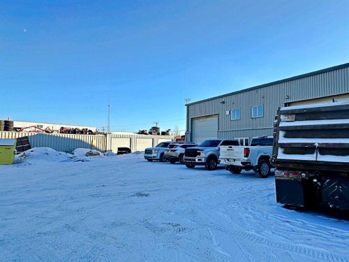 145 Macdonald Crescent, Fort Mcmurray, AB 