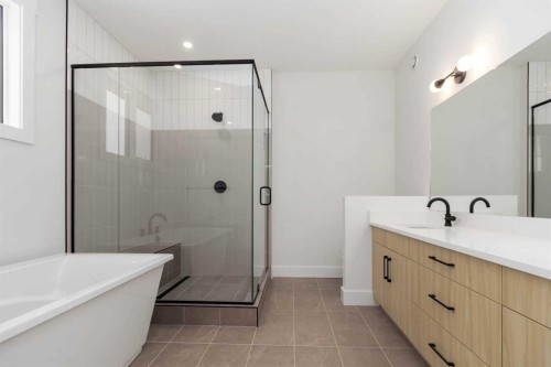 120 Beaconview Place, Fort Mcmurray, AB - Indoor Photo Showing Bathroom