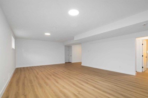120 Beaconview Place, Fort Mcmurray, AB - Indoor Photo Showing Other Room