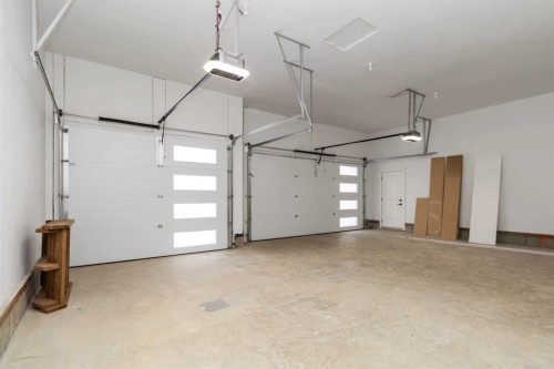 120 Beaconview Place, Fort Mcmurray, AB - Indoor Photo Showing Garage