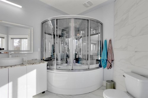 103 Donovan Drive, Anzac, AB - Indoor Photo Showing Bathroom