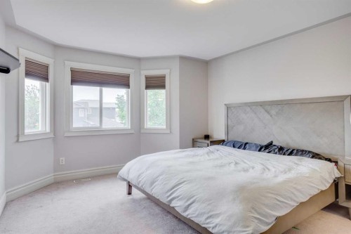 176 Maple Leaf Lane, Fort Mcmurray, AB - Indoor Photo Showing Bedroom