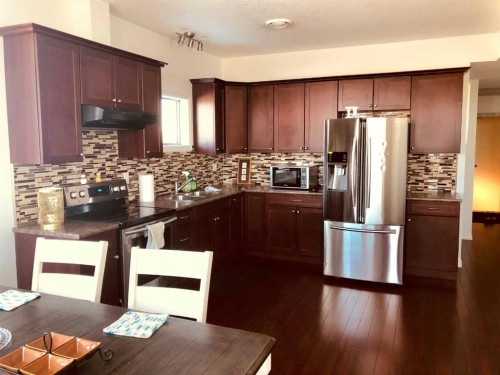 10117 102, Lac La Biche, AB 