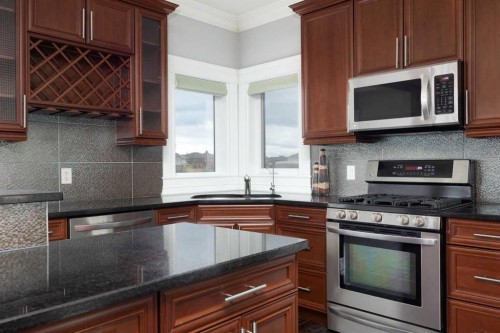 145 Fireweed Crescent, Fort Mcmurray, AB - Indoor Photo Showing Kitchen