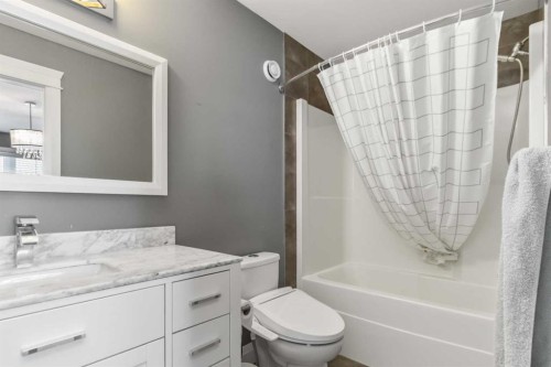 113 Heritage Drive, Fort Mcmurray, AB - Indoor Photo Showing Bathroom