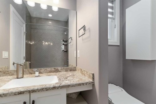145 Cobblestone Bay, Fort Mcmurray, AB - Indoor Photo Showing Bathroom