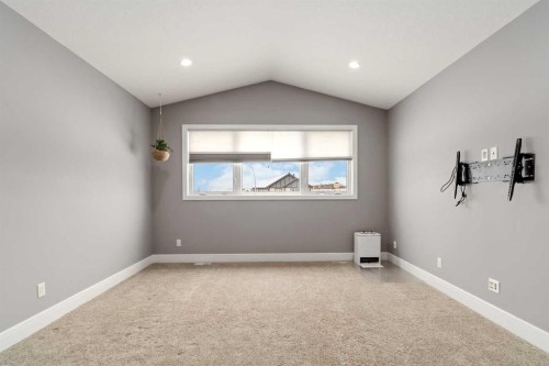 145 Cobblestone Bay, Fort Mcmurray, AB - Indoor Photo Showing Other Room