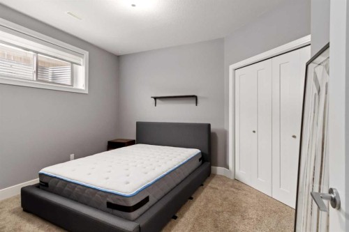 145 Cobblestone Bay, Fort Mcmurray, AB - Indoor Photo Showing Bedroom
