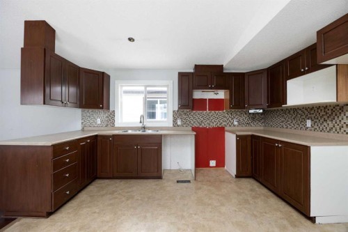 417 Harpe Way, Fort Mcmurray, AB 