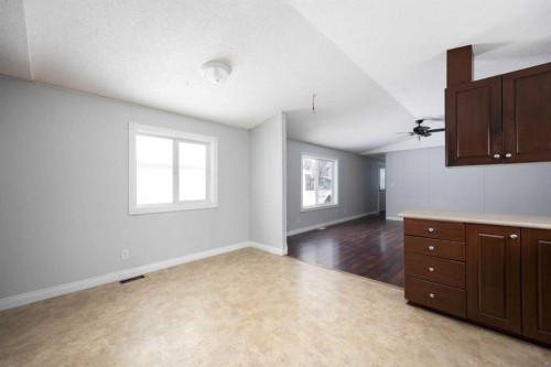 417 Harpe Way, Fort Mcmurray, AB 