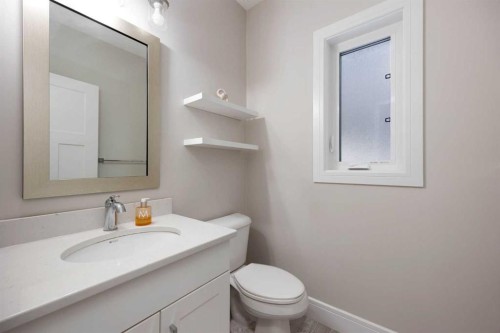 141 Pearson Drive, Fort Mcmurray, AB - Indoor Photo Showing Bathroom
