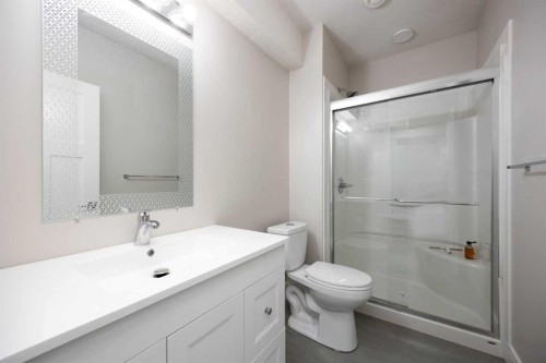 141 Pearson Drive, Fort Mcmurray, AB - Indoor Photo Showing Bathroom