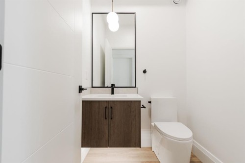 176 Beaveridge Close, Fort Mcmurray, AB - Indoor Photo Showing Bathroom