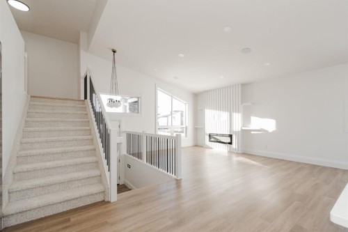 176 Beaveridge Close, Fort Mcmurray, AB - Indoor Photo Showing Other Room