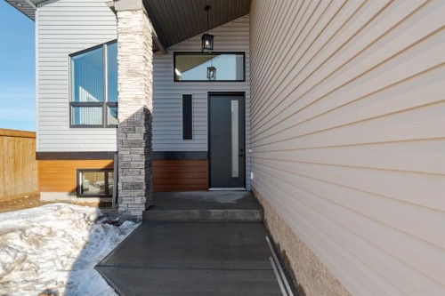 176 Beaveridge Close, Fort Mcmurray, AB - Outdoor With Exterior