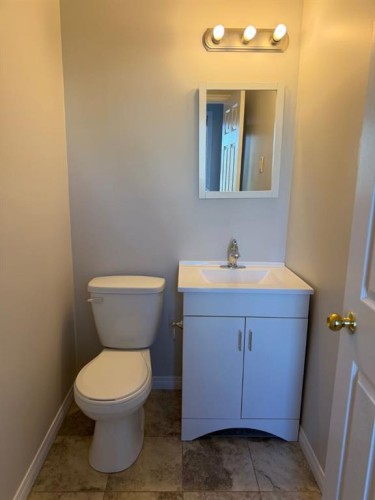 180 Webb Drive, Fort Mcmurray, AB - Indoor Photo Showing Bathroom