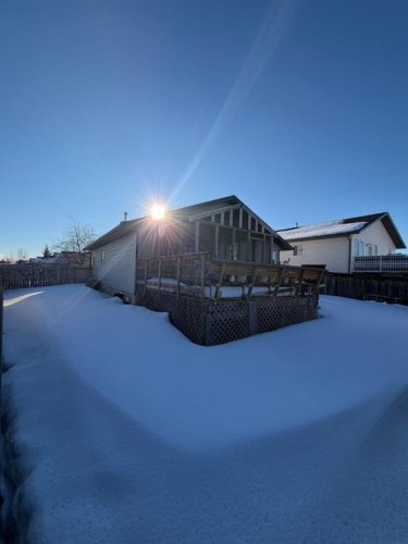 180 Webb Drive, Fort Mcmurray, AB - Outdoor