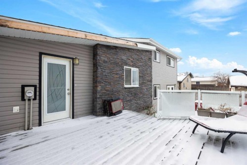 137 Deep Road, Fort Mcmurray, AB - Outdoor With Deck Patio Veranda With Exterior