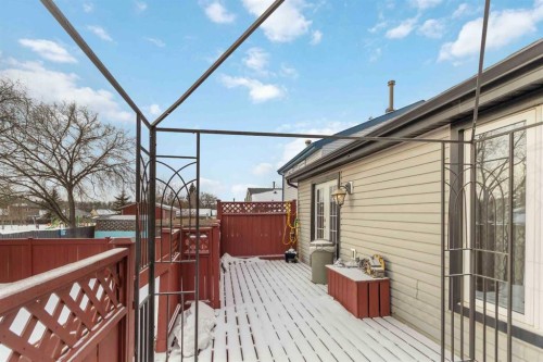 202 Bird Crescent, Fort Mcmurray, AB - Outdoor With Deck Patio Veranda With Exterior