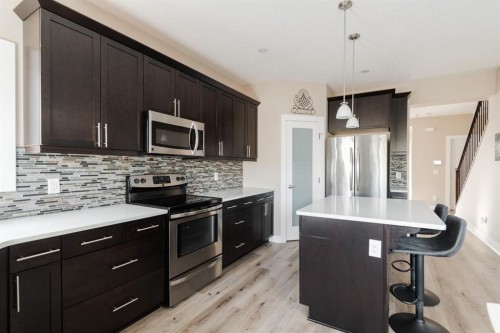 181 Diamondstone Ridge, Fort Mcmurray, AB - Indoor Photo Showing Kitchen With Stainless Steel Kitchen With Upgraded Kitchen