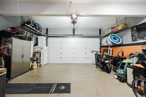 181 Diamondstone Ridge, Fort Mcmurray, AB - Indoor Photo Showing Garage