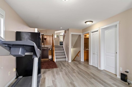 228 Paris Crescent, Fort Mcmurray, AB - Indoor Photo Showing Other Room