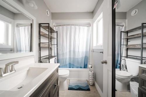 157 Swanson Crescent, Fort Mcmurray, AB - Indoor Photo Showing Bathroom