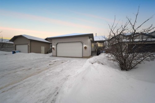 157 Swanson Crescent, Fort Mcmurray, AB - Outdoor