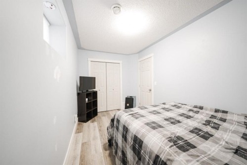 157 Swanson Crescent, Fort Mcmurray, AB - Indoor Photo Showing Bedroom