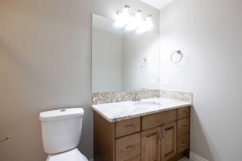 125 Beardsley Crescent, Fort Mcmurray, AB - Indoor Photo Showing Bathroom