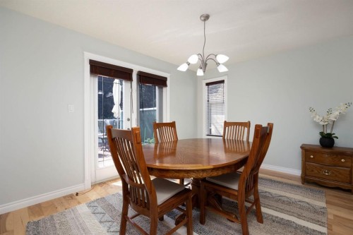 127 Berard Crescent, Fort Mcmurray, AB - Indoor Photo Showing Dining Room