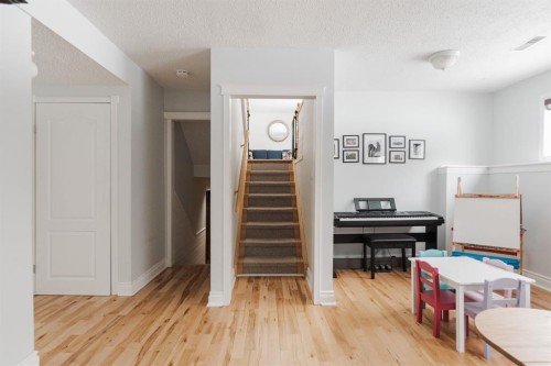 121 Hinge Road, Fort Mcmurray, AB - Indoor Photo Showing Other Room