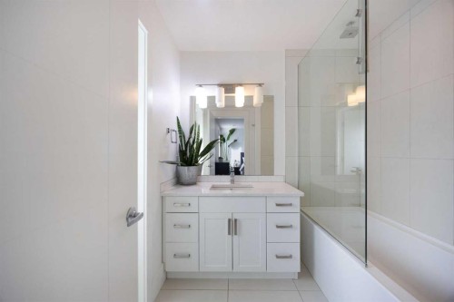 109 Olson Place, Fort Mcmurray, AB - Indoor Photo Showing Bathroom