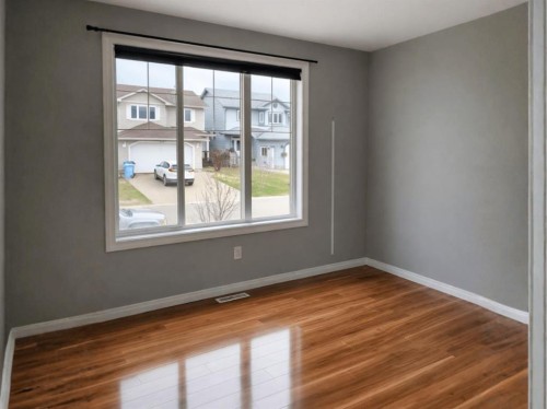128 Parry Crescent, Fort Mcmurray, AB - Indoor Photo Showing Other Room