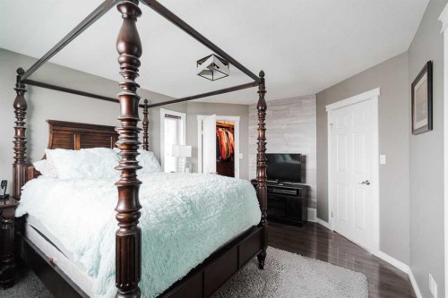172 Berard Crescent, Fort Mcmurray, AB - Indoor Photo Showing Bedroom
