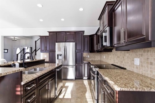 157 Mayflower Crescent, Fort Mcmurray, AB - Indoor Photo Showing Kitchen With Stainless Steel Kitchen With Double Sink With Upgraded Kitchen