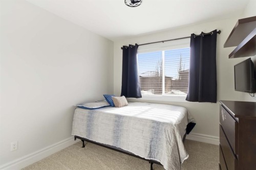 157 Mayflower Crescent, Fort Mcmurray, AB - Indoor Photo Showing Bedroom