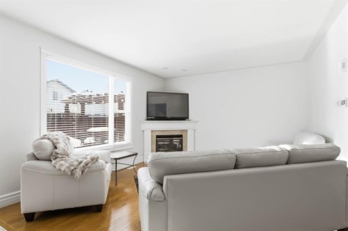 157 Mayflower Crescent, Fort Mcmurray, AB - Indoor Photo Showing Living Room With Fireplace