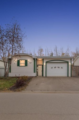 152 Harpe Way, Fort Mcmurray, AB - Outdoor