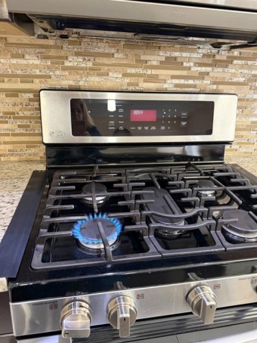 224 Coniker Crescent, Fort Mcmurray, AB - Indoor Photo Showing Kitchen