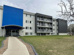 7-7 Clearwater Crescent  Fort Mcmurray, AB T9H 3Z9